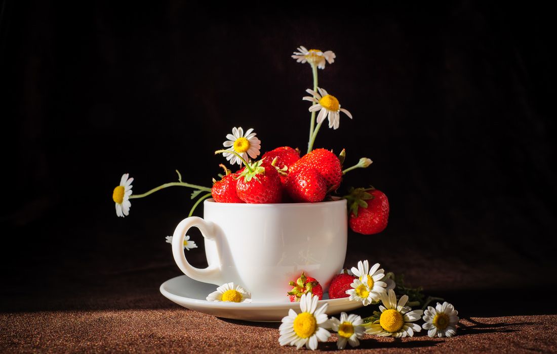 STRAWBERRIES AND CHAMOMILE-2