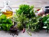 FRESH ANTI-INFLAMMATORY HERBS AND OLIVE OIL