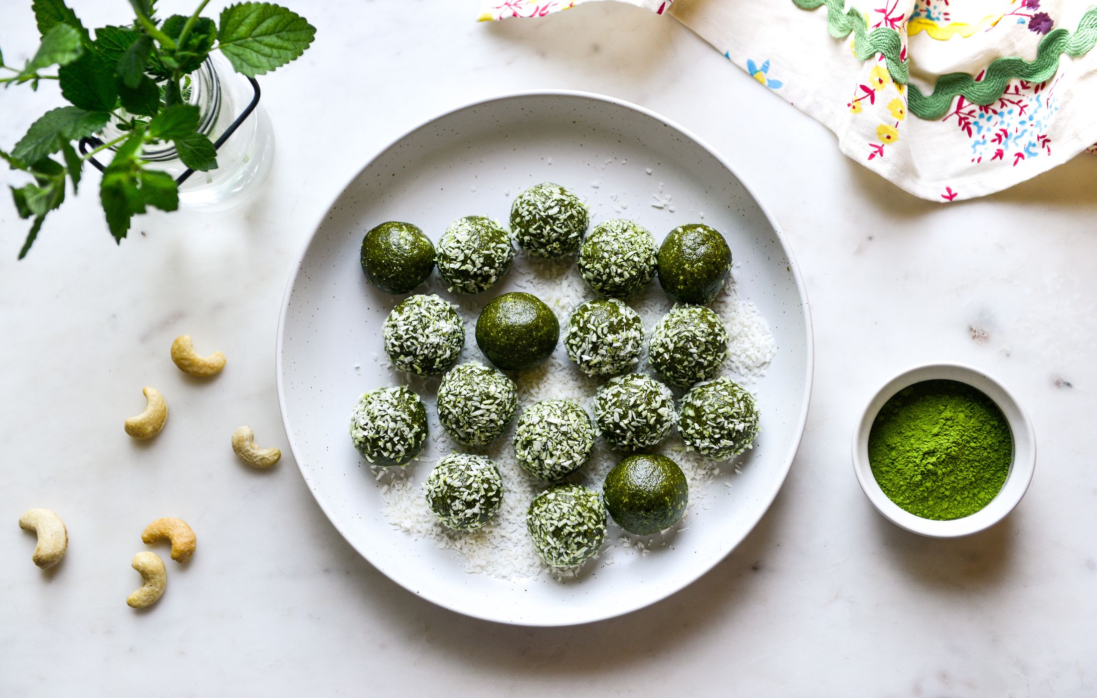 GINGER-MATCHA TRUFFLES DAIRY-FREE SUGAR-FREE