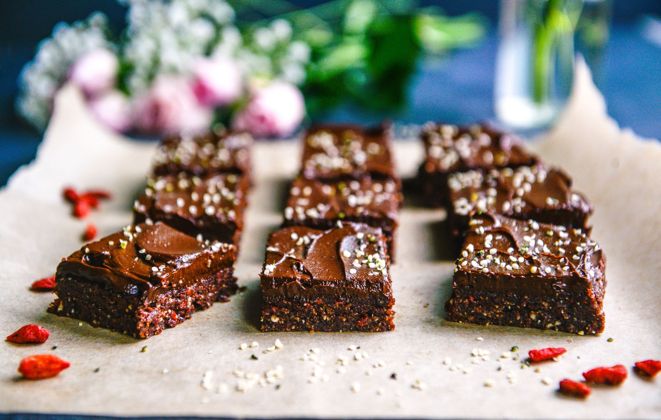 RAW SUPERFOOD BROWNIES WITH AVOCADO FROSTING-11