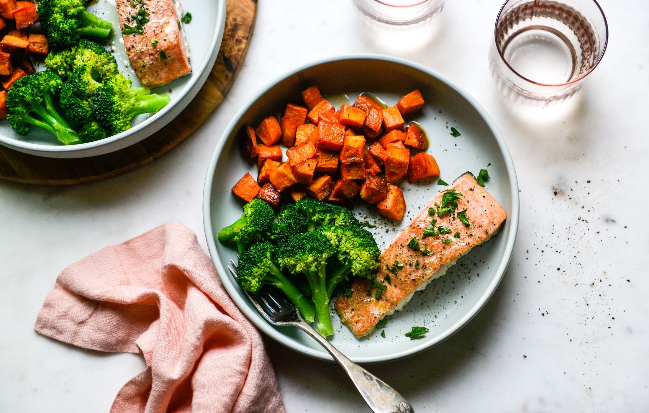 WILD SALMON SWEET POTATO BROCCOLI BOWLS-1