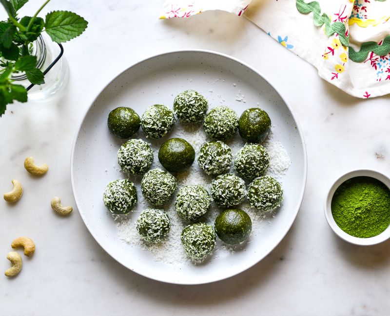 GINGER-MATCHA TRUFFLES DAIRY-FREE SUGAR-FREE