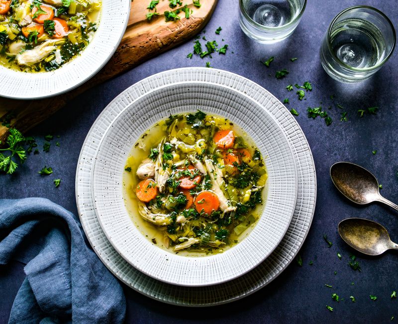 LOW-FODMAP LOW-HISTAMINE CHICKEN AND LEEK SOUP-1