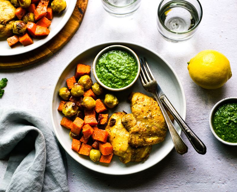 SHAWARMA SHEET PAN CHICKEN AND VEGETABLES WITH GARLIC GREEN SAUCE-4